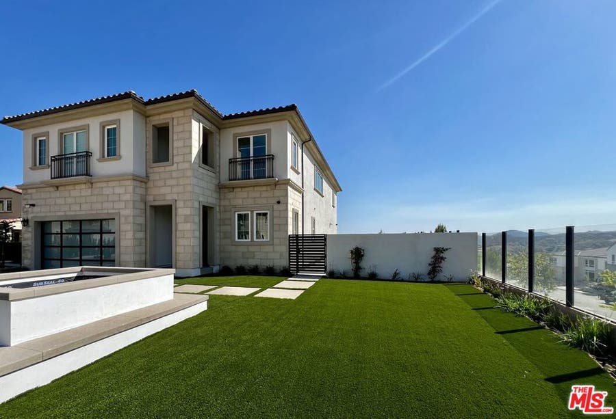 Property photo for 20758 W Deer Grass Court, Porter Ranch, CA