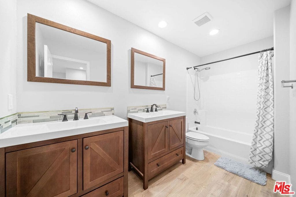 10 Aryshire Lane, Ladera Ranch, CA 92694 10 Aryshire Lane, Ladera Ranch, CA 92694