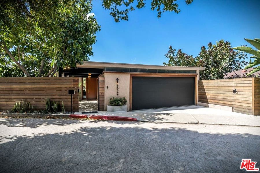 Property photo for 6826 Iris Circle, Los Angeles, CA