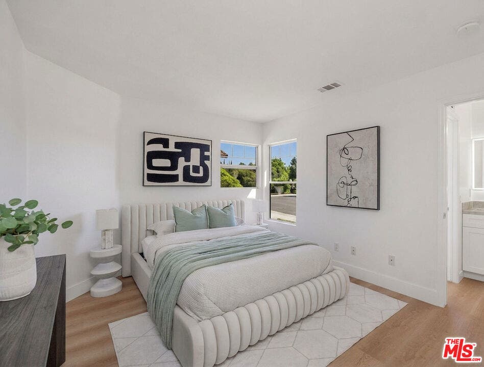 13 Pemberly, Mission Viejo, CA 92692 13 Pemberly, Mission Viejo, CA 92692
