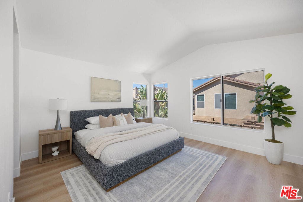 13 Pemberly, Mission Viejo, CA 92692 13 Pemberly, Mission Viejo, CA 92692