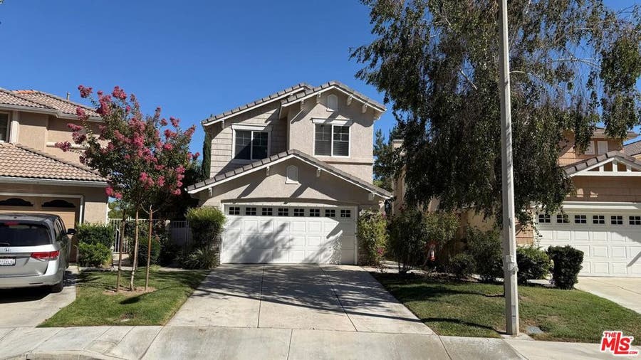 Property photo for 25506 Burns Place, Stevenson Ranch, CA