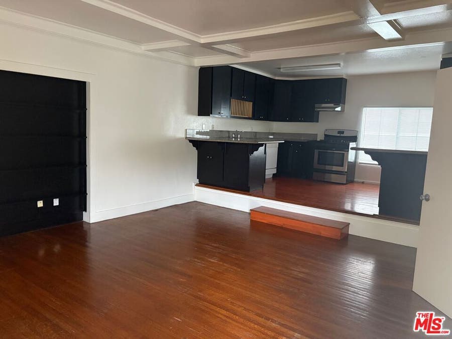 Property photo for 1529 5th Avenue, Los Angeles, CA