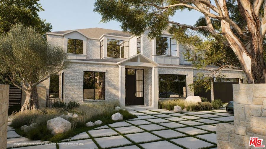 Property photo for 434 Chautauqua Boulevard, Pacific Palisades, CA