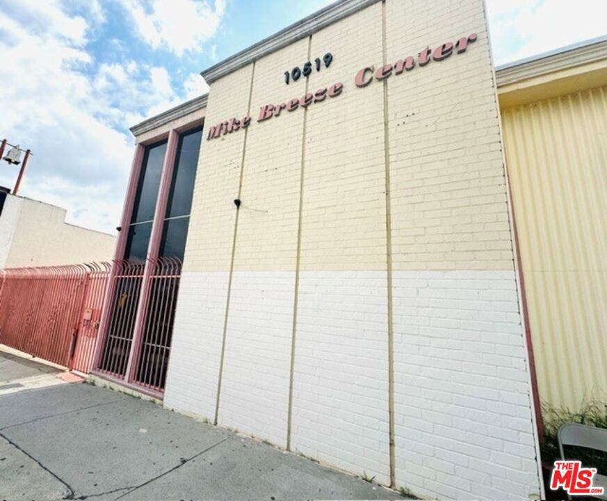 Property photo for 10519 S Western Avenue, Los Angeles, CA