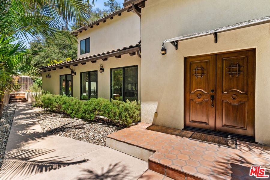 Property photo for 8836 Wonderland Avenue, Los Angeles, CA
