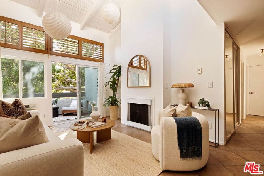 Property photo for 4900 Overland Avenue, #303, Culver City, CA
