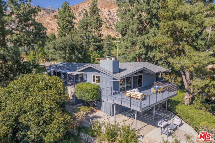 Property photo for 1604 Woodglen Lane, Altadena, CA