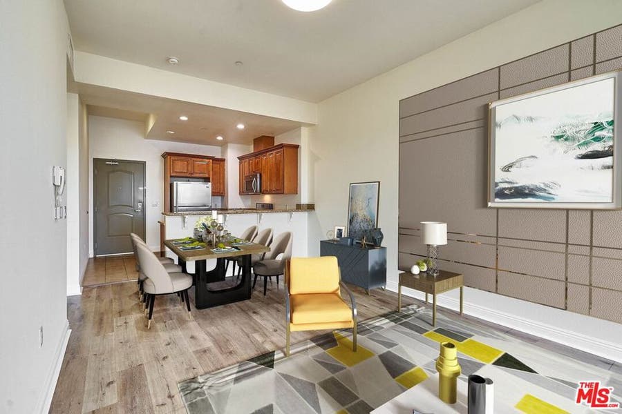 Property photo for 345 S Gramercy Place, #403, Los Angeles, CA