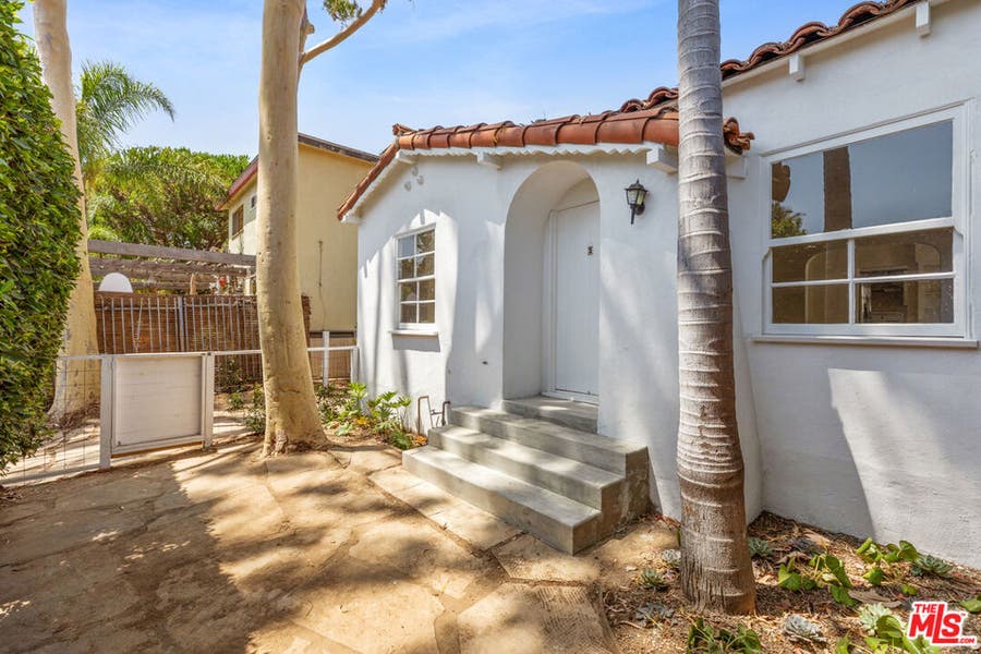 Property photo for 643 VERNON Avenue, Venice, CA