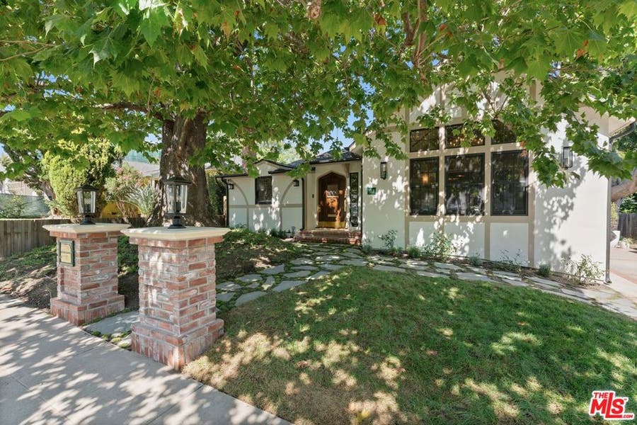 Property photo for 224 N Bowling Green Way, Los Angeles, CA