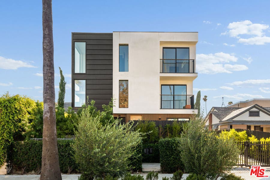 Property photo for 923 N Mariposa Avenue, Los Angeles, CA