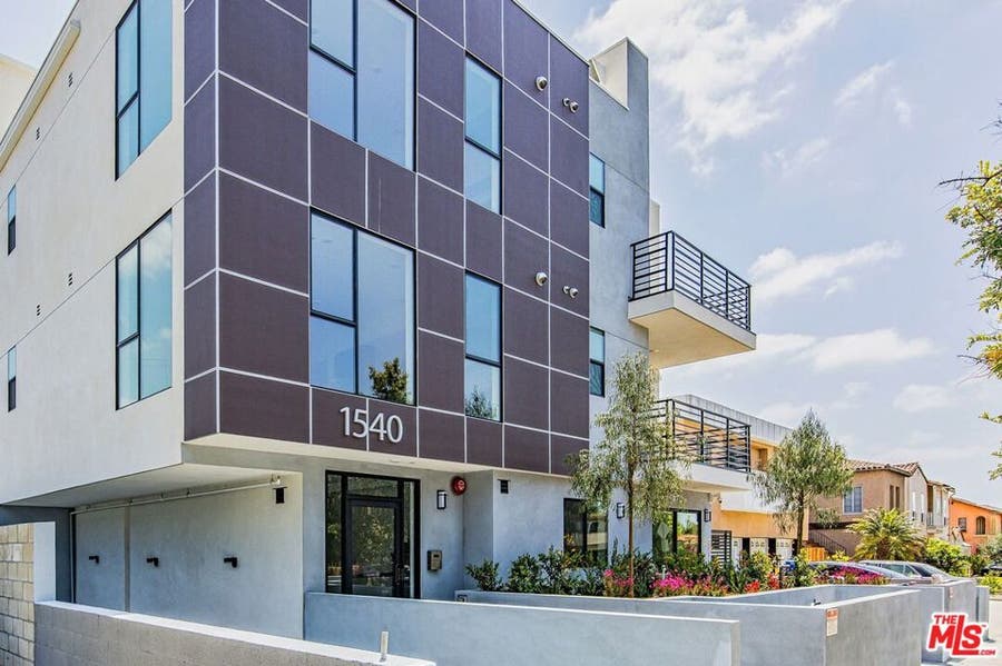 Property photo for 1540 S Hayworth Avenue, #202, Los Angeles, CA