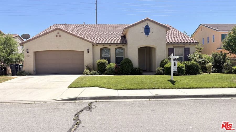 Property photo for 5824 Balmont Street, Lancaster, CA