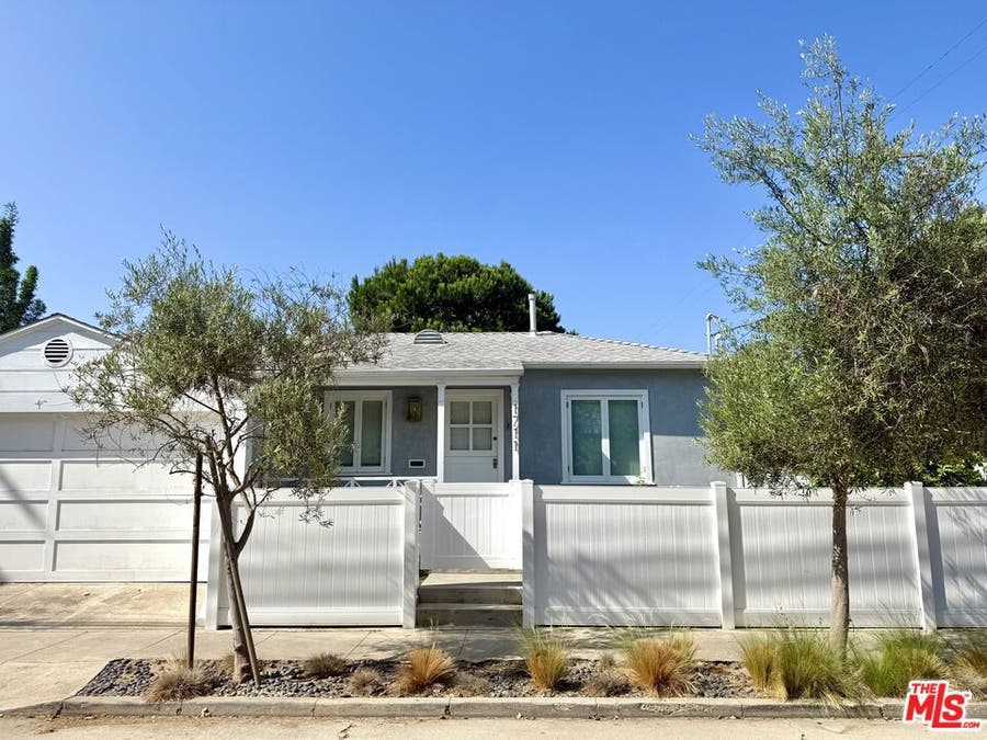 Property photo for 1711 Linden Avenue, Los Angeles, CA