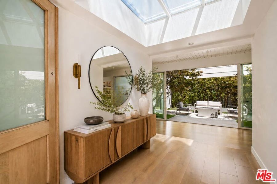 Property photo for 1908 N Beverly Drive, Los Angeles, CA