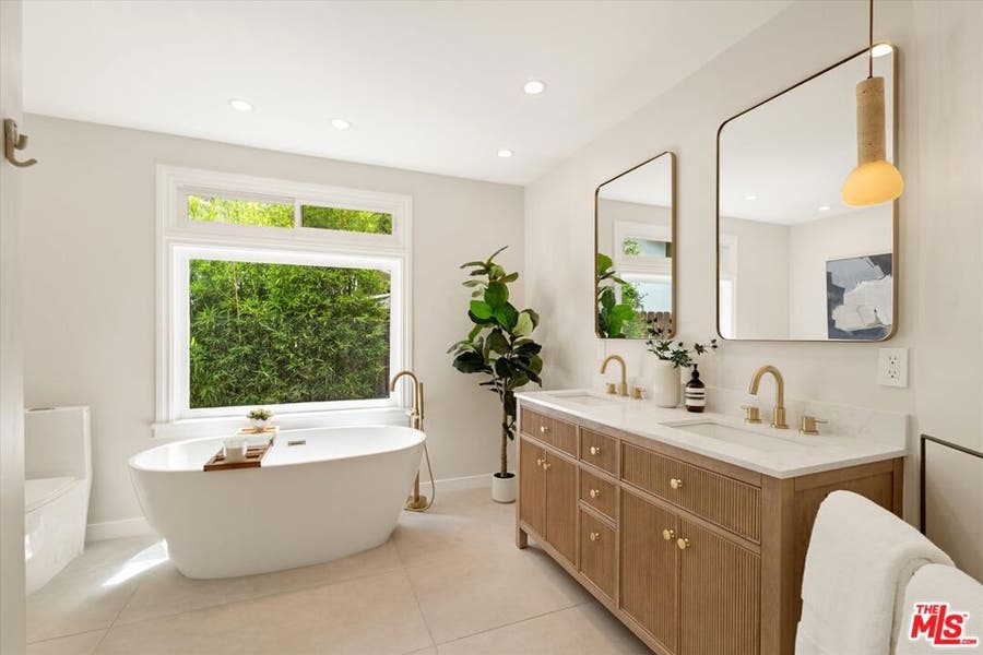 Property photo for 23445 Sylvan Street, Woodland Hills, CA