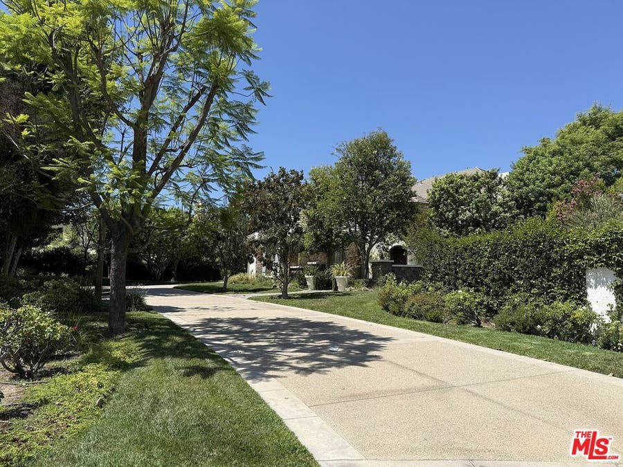 Property photo for 3865 Prado De La Mariposa, Calabasas, CA