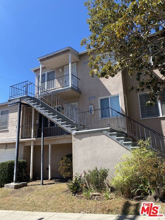 Property photo for 10503 Missouri Avenue, Los Angeles, CA
