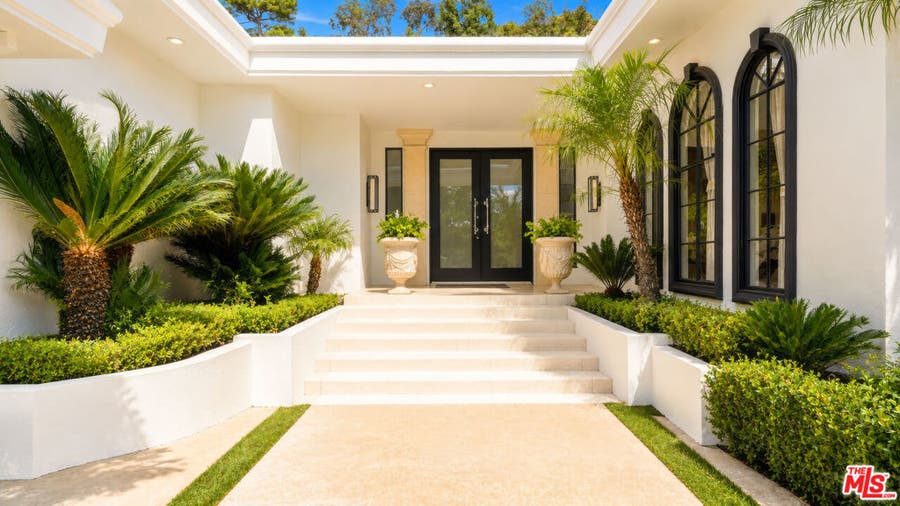 Property photo for 1856 Loma Vista Drive, Beverly Hills, CA