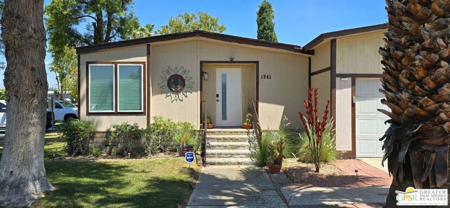 Property photo for 1241 Via Grande, Cathedral City, CA