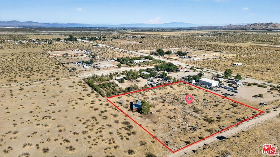 Property photo for 171 E Avenue T, #2, Palmdale, CA