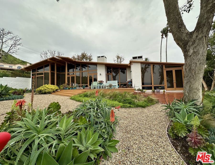 Property photo for 3909 Sierks Way, Malibu, CA