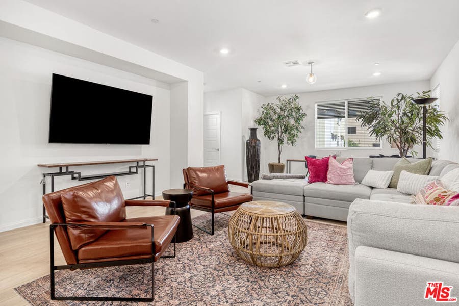Property photo for 768 Daniel Freeman Circle, Inglewood, CA