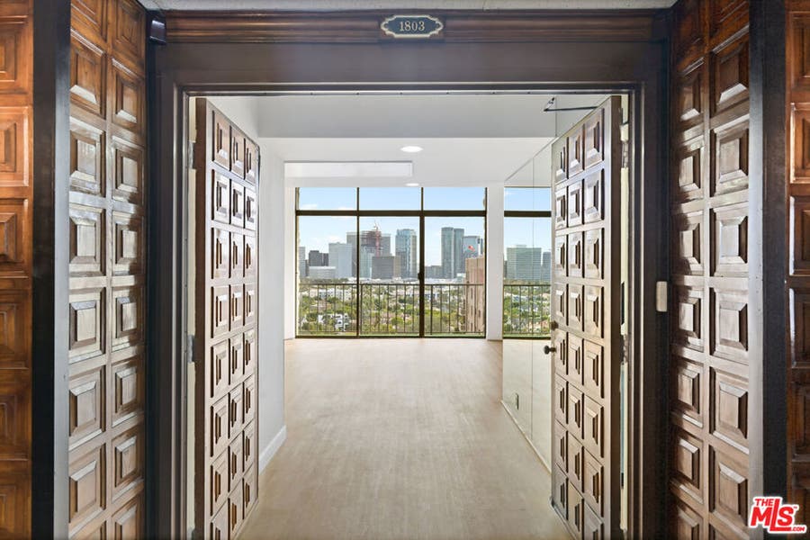 Property photo for 10535 Wilshire Boulevard, #1803, Los Angeles, CA