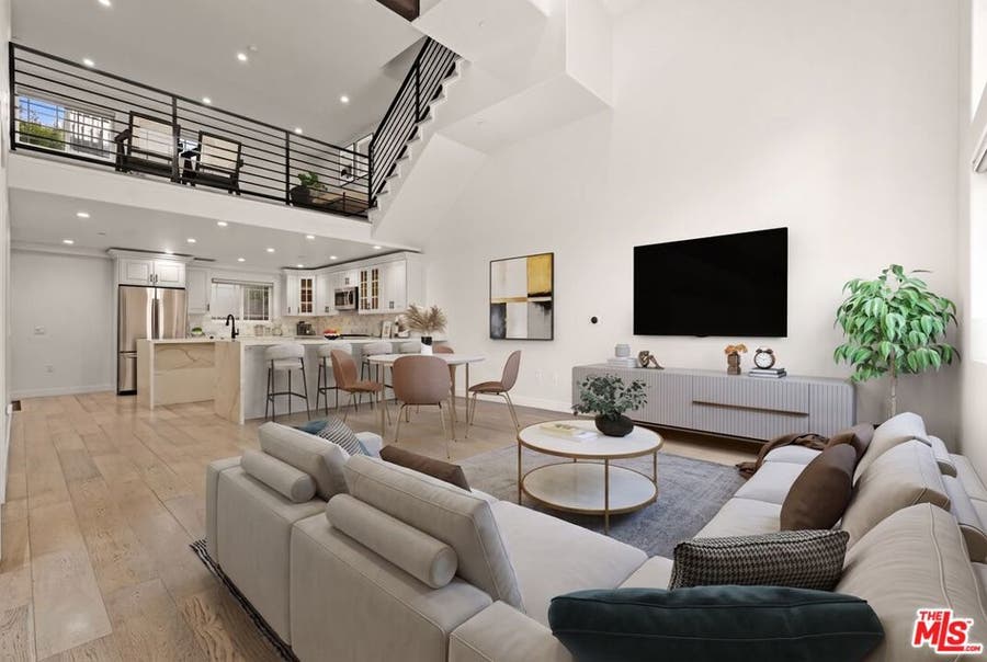 Property photo for 5019 Maplewood Avenue, #101, Los Angeles, CA