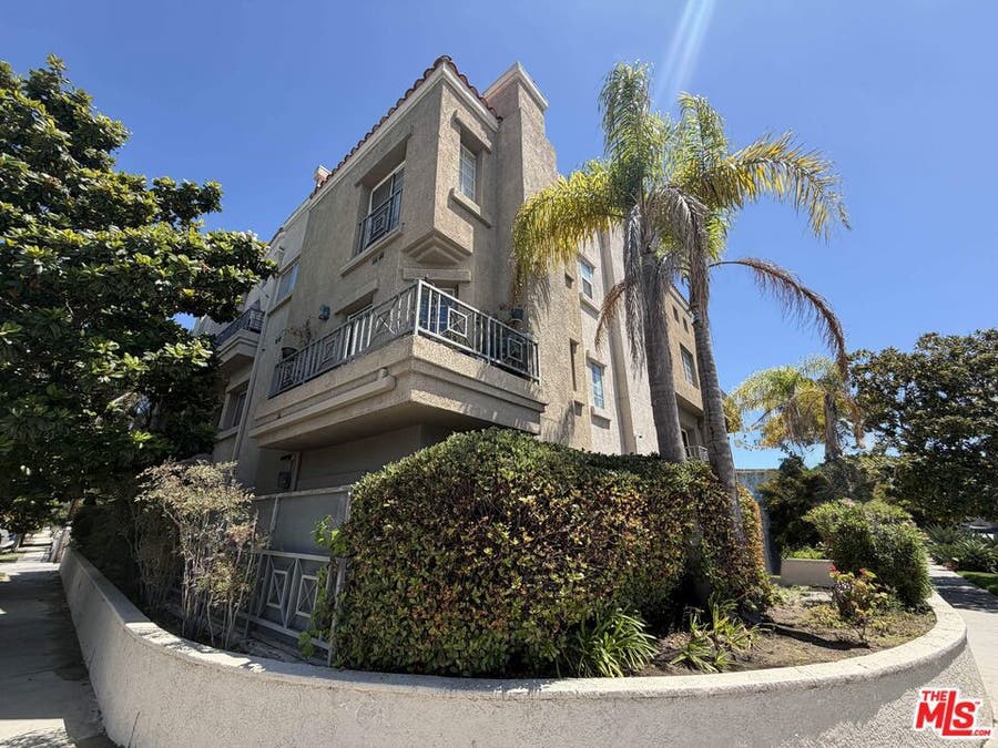 Property photo for 5154 Inglewood Boulevard, #1, Los Angeles, CA