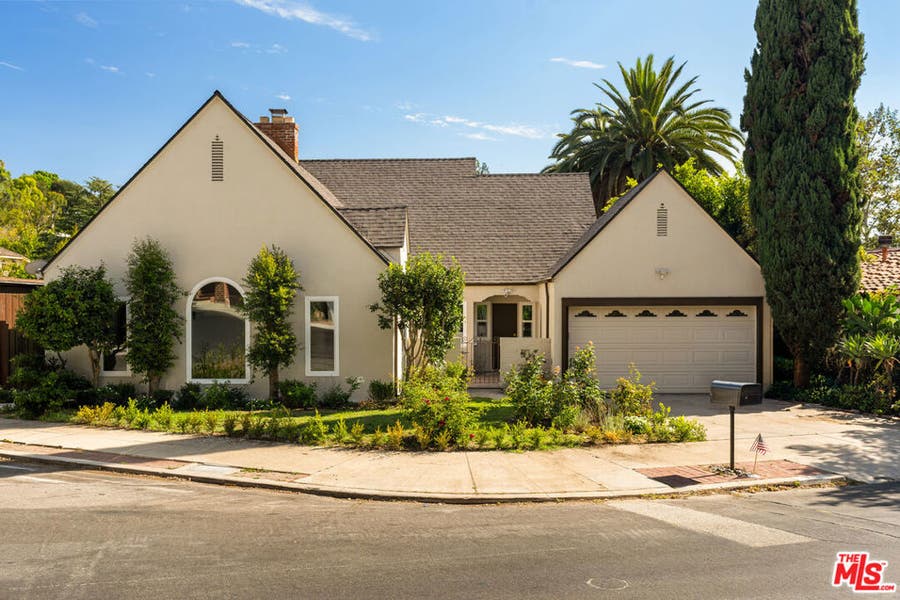 Property photo for 3141 E La Suvida Drive, Los Angeles, CA