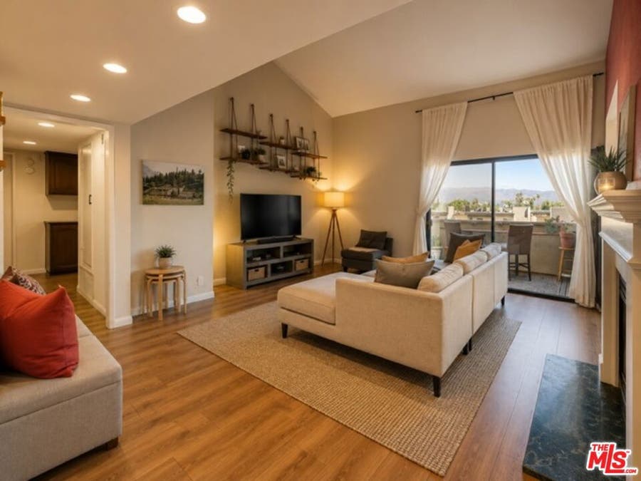 Property photo for 7625 Reseda Boulevard, #305, Los Angeles, CA