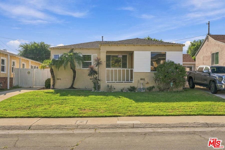 Property photo for 8333 Airlane Avenue, Los Angeles, CA