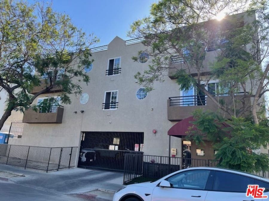 Property photo for 1212 Arapahoe Street, #305, Los Angeles, CA
