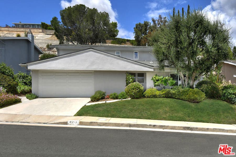 Property photo for 6041 Ellenview Avenue, Woodland Hills, CA