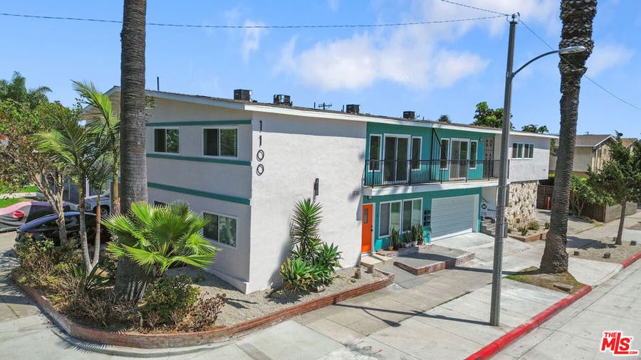 Property photo for 1100 S Inglewood Avenue, Inglewood, CA