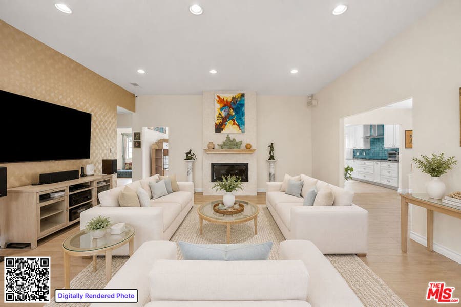 Property photo for 6015 Topeka Drive, Tarzana, CA