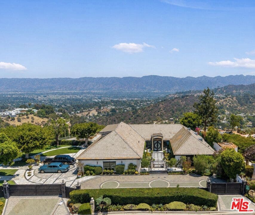 Property photo for 8416 Skyline Drive, Los Angeles, CA