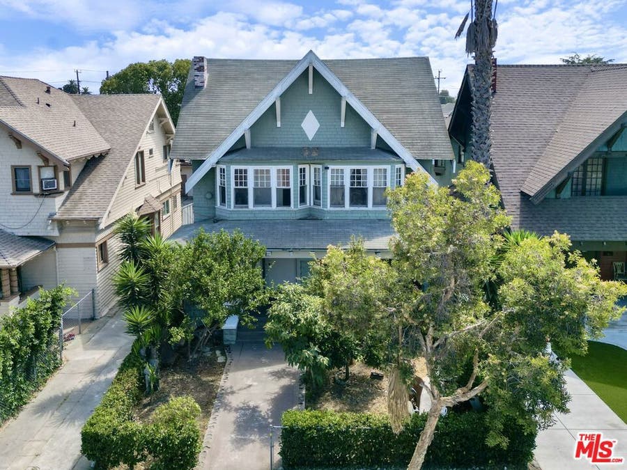 Property photo for 920 W 20th Street, Los Angeles, CA