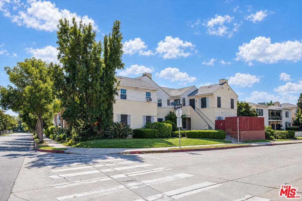 1036 S Genesee Avenue, Los Angeles, CA 90019