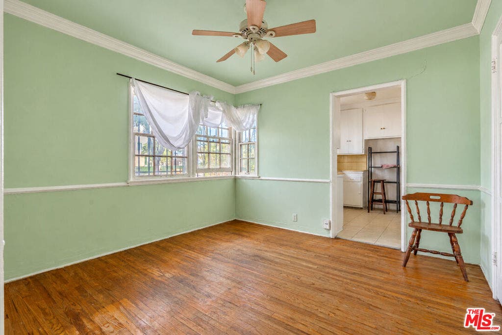 1036 S Genesee Avenue, Los Angeles, CA 90019