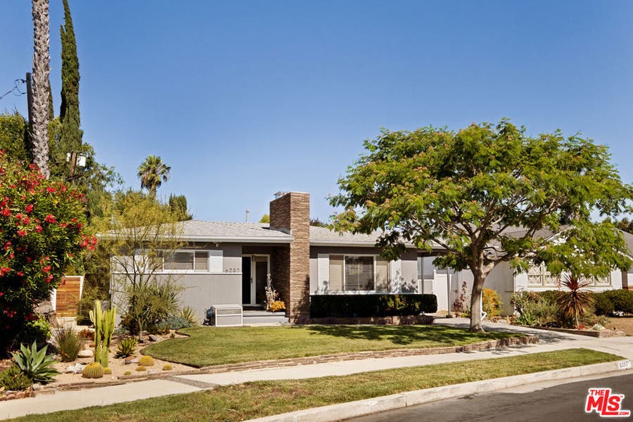 Property photo for 6237 Belmar Avenue, Tarzana, CA