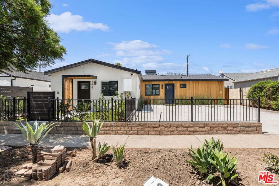 Property photo for 7933 Zelzah Avenue, Reseda, CA