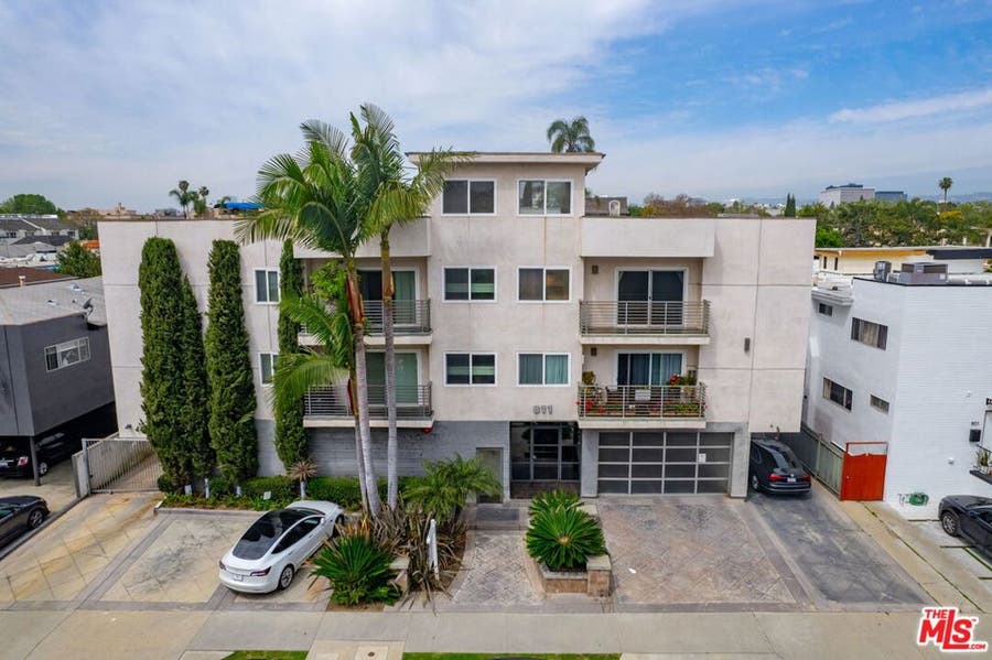 Property photo for 811 S Bedford Street, #301, Los Angeles, CA