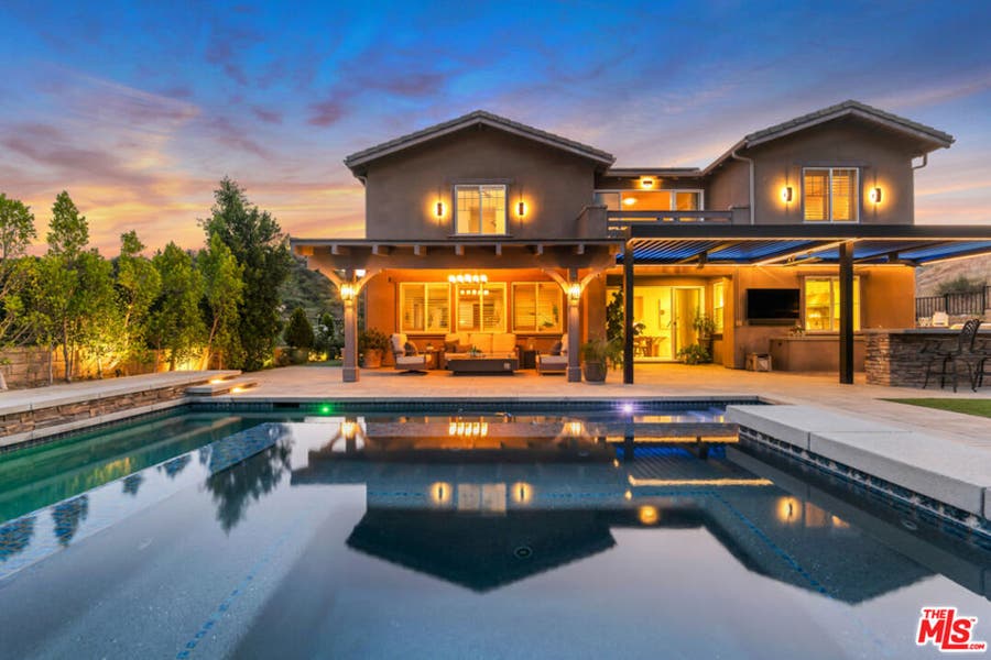 Property photo for 28236 Forge Court, Valencia, CA