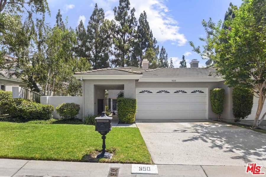 Property photo for 950 Misty Canyon Avenue, Westlake Village, CA