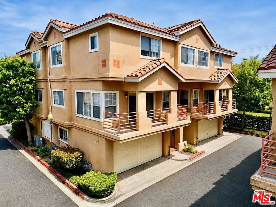 Property photo for 14063 Lemoli Avenue, Hawthorne, CA