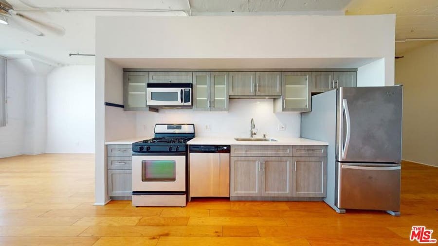 Property photo for 420 S San Pedro Street, #421, Los Angeles, CA