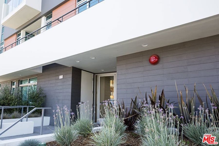 Property photo for 938 S ORANGE GROVE Avenue, #405, Los Angeles, CA